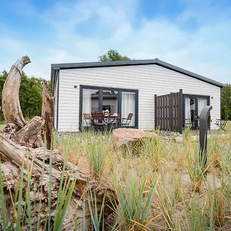 Boddenblick Holiday home Sagard